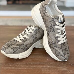 Gucci GG Canvas Sneakers | Neutral Monogram |